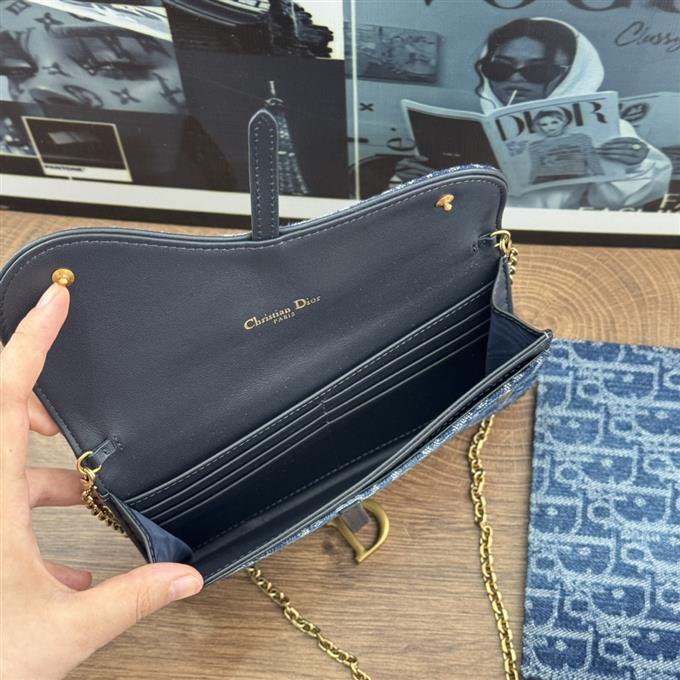 2025228Y280P21233976