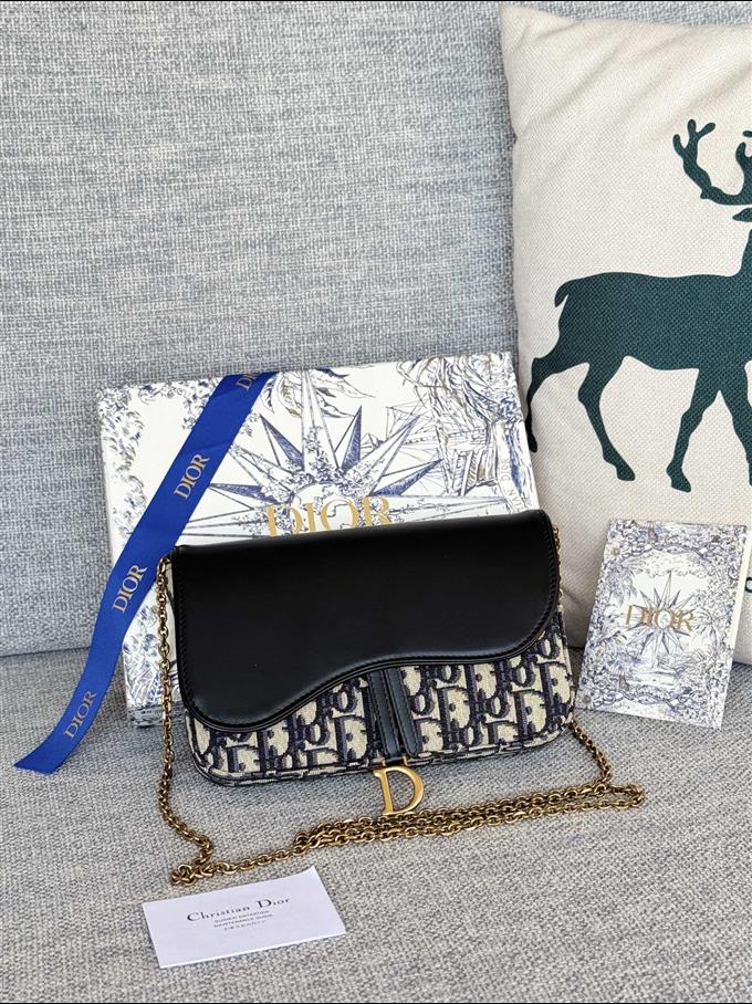 2025228Y370P212257343