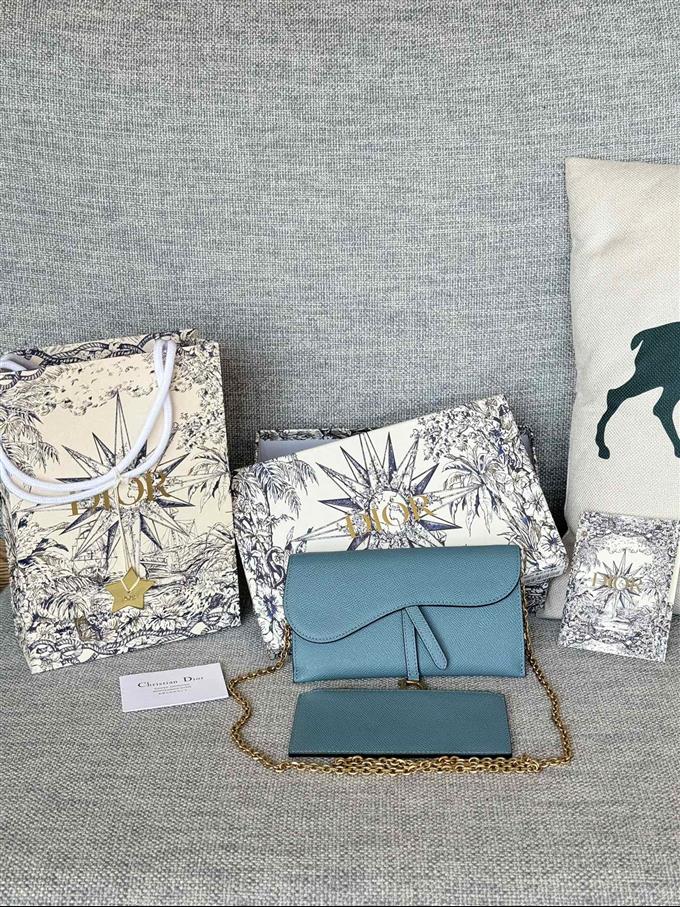 2025228Y370P212337880