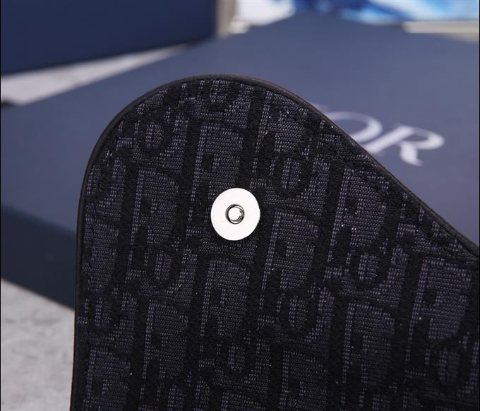 2025228Y420P212339184