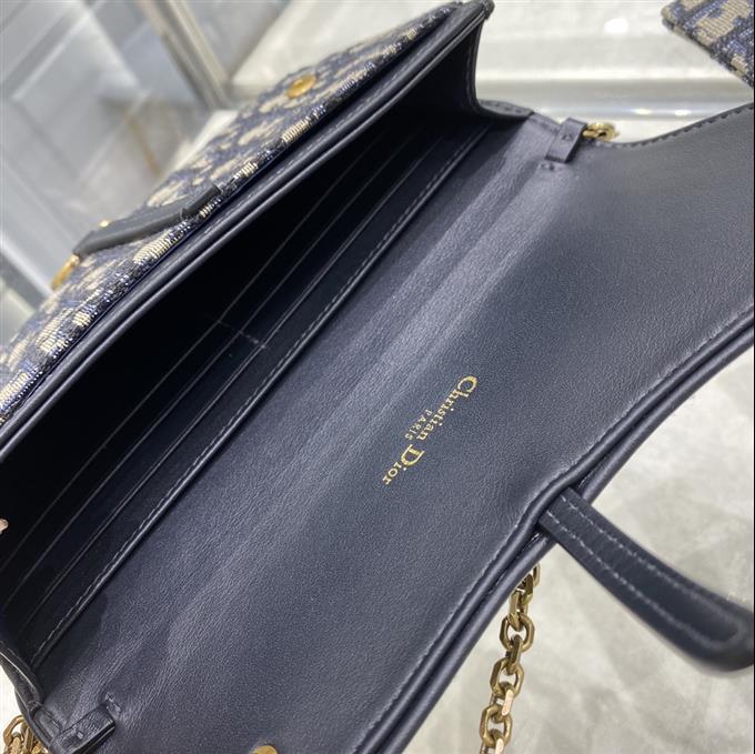 2025228Y420P21234544