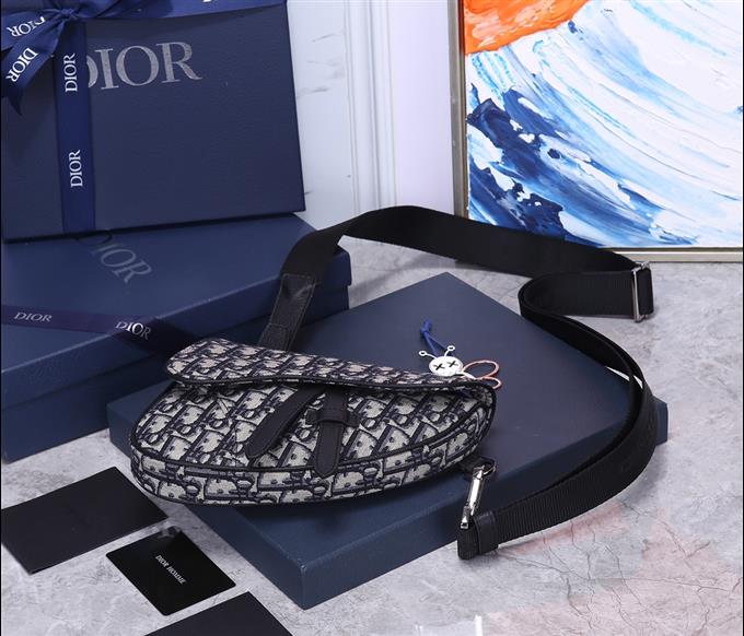 2025228Y450P212315375