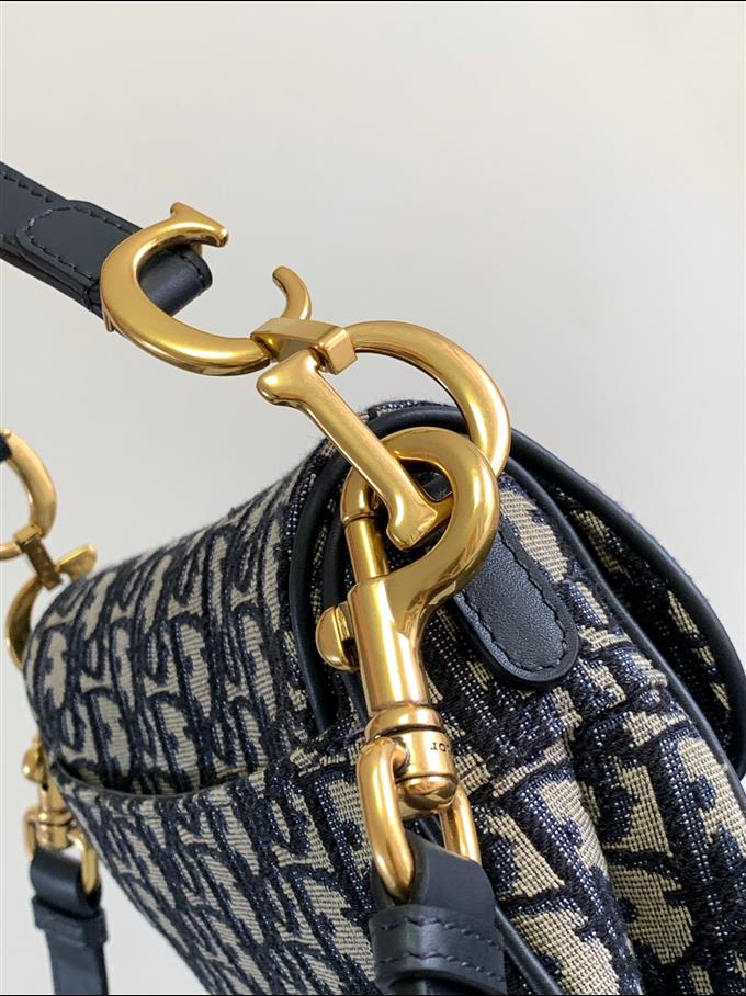 2025228Y500P212257529