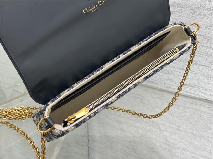 2025228Y500P21235102