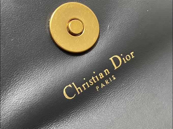 2025228Y500P21235118