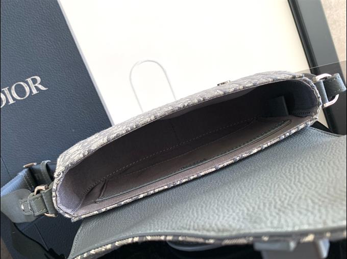 2025228Y550P212258139