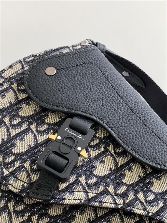 2025228Y550P212258219