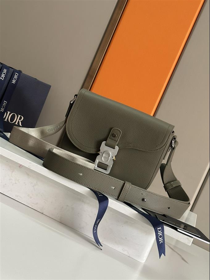 2025228Y550P212316338