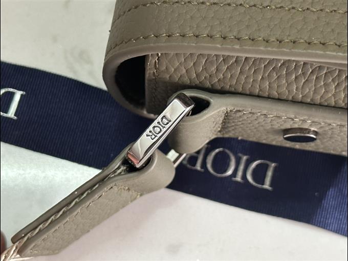 2025228Y550P212316414