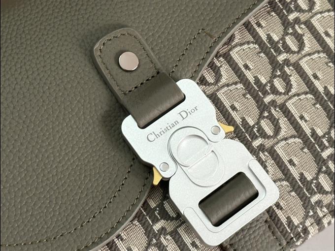 2025228Y550P212316541