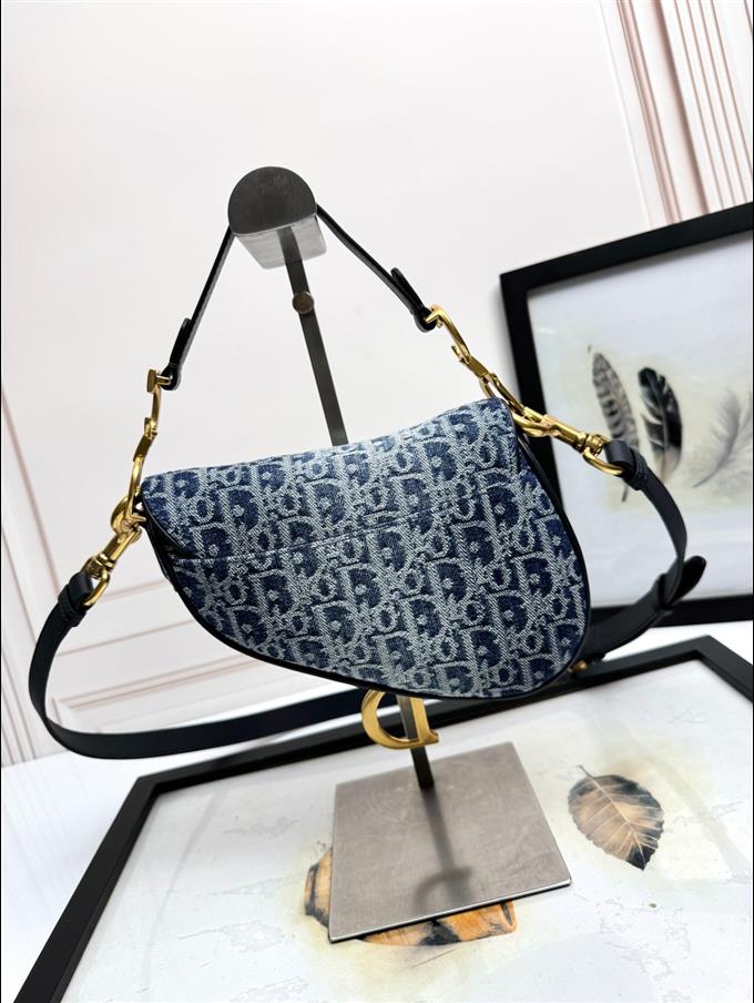 2025228Y550P21235449