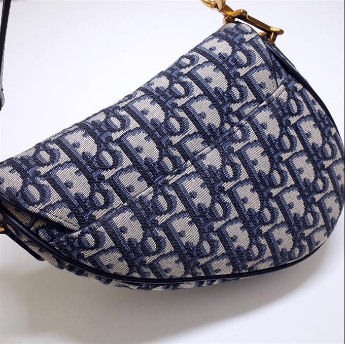 2025228Y550P21235606