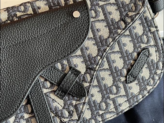 2025228Y560P212317138