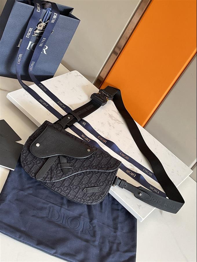 2025228Y560P212317200