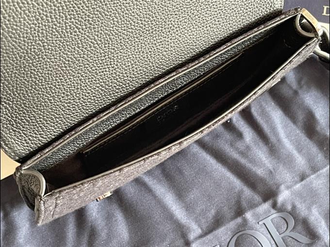 2025228Y560P212317311