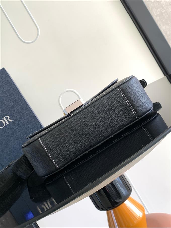 2025228Y580P21230174