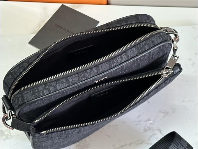 2025228Y580P212317438