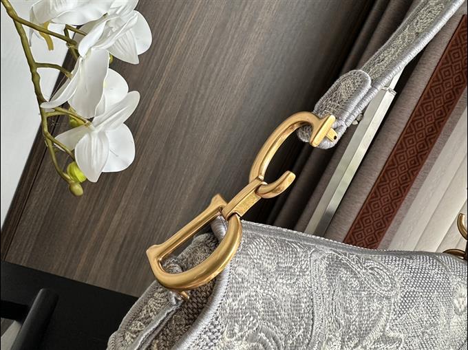 2025228Y580P21237283