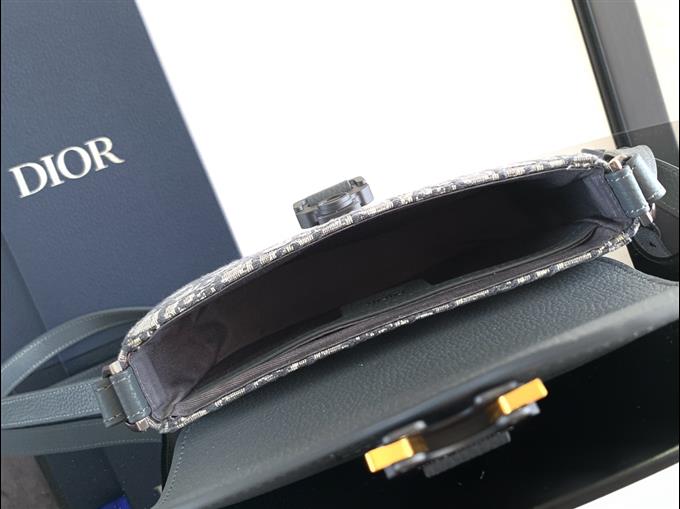 2025228Y580P21237629