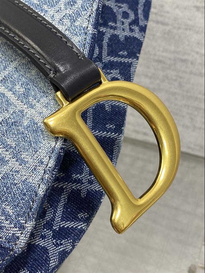 2025228Y580P21237738