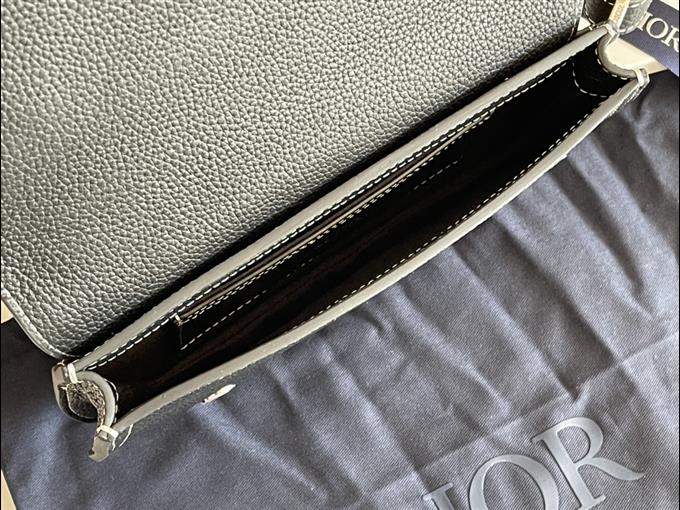 2025228Y590P212317878