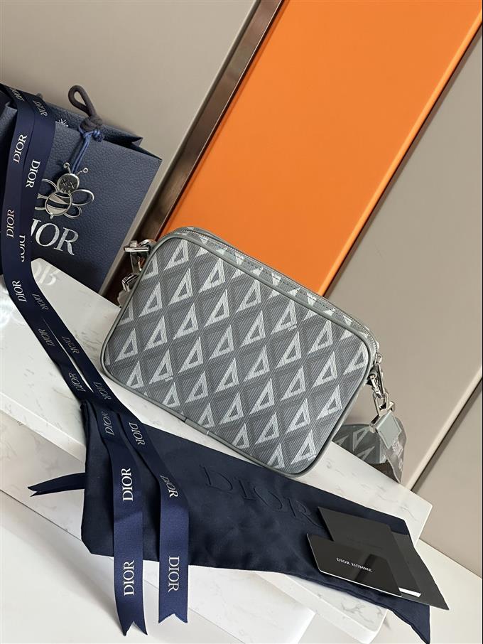 2025228Y600P21230439