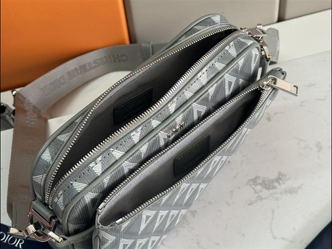 2025228Y600P21230501