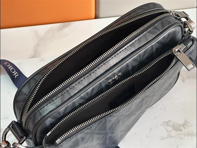 2025228Y600P21230643