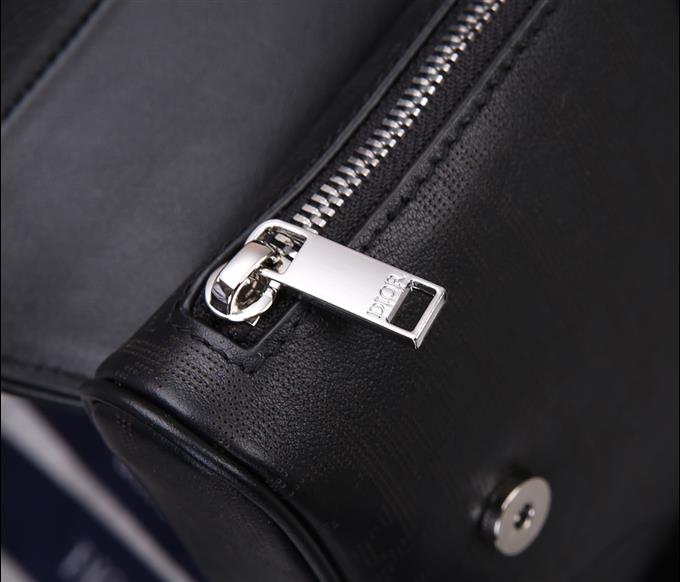 2025228Y600P212317990