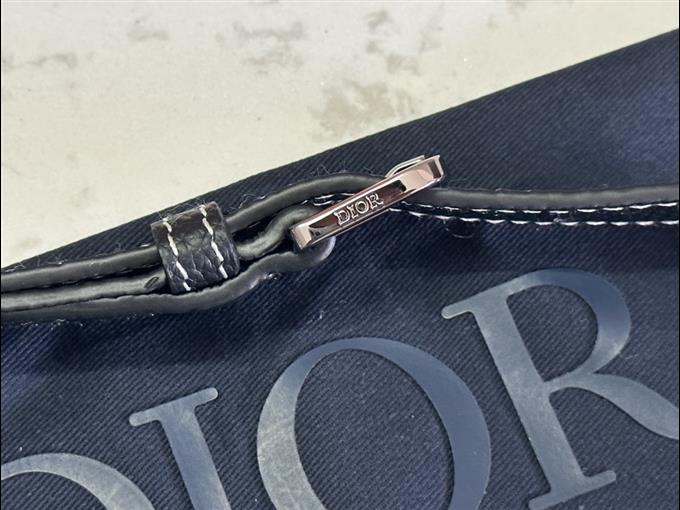 2025228Y600P212318147