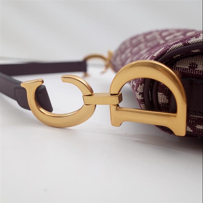 2025228Y600P21238833