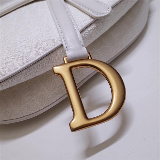 2025228Y600P21239148