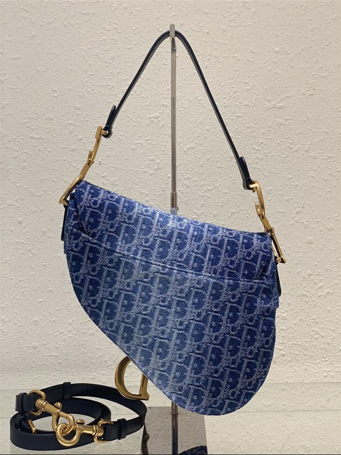 2025228Y600P21239557