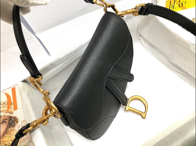 2025228Y620P21231016