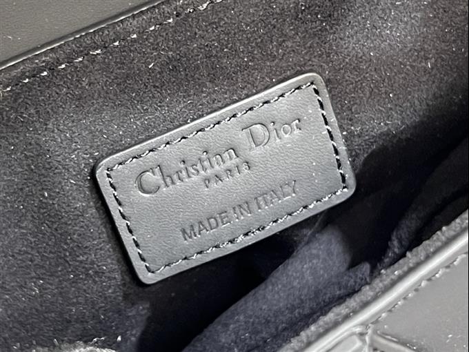 2025228Y630P212310514