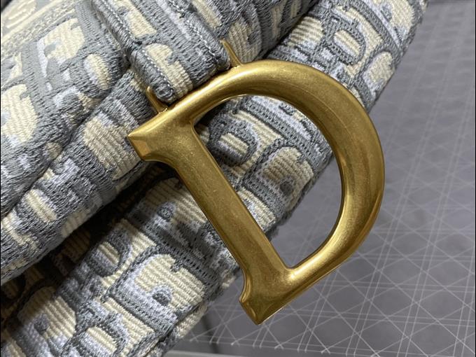 2025228Y650P212312374