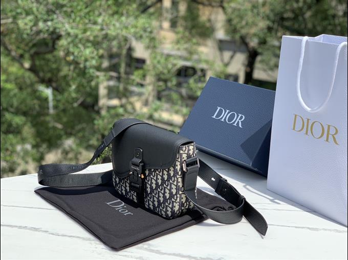 2025228Y730P21232134