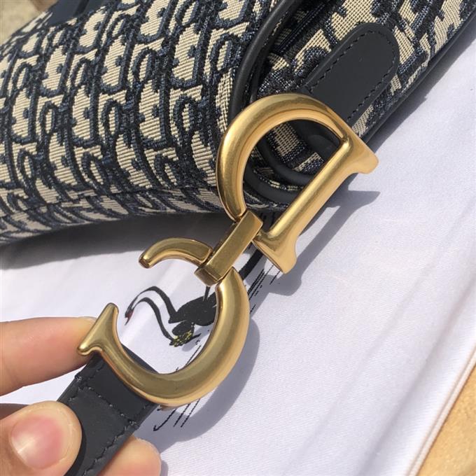 2025228Y750P21232355