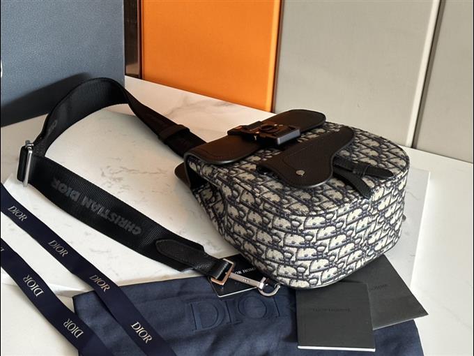 2025228Y780P212318651