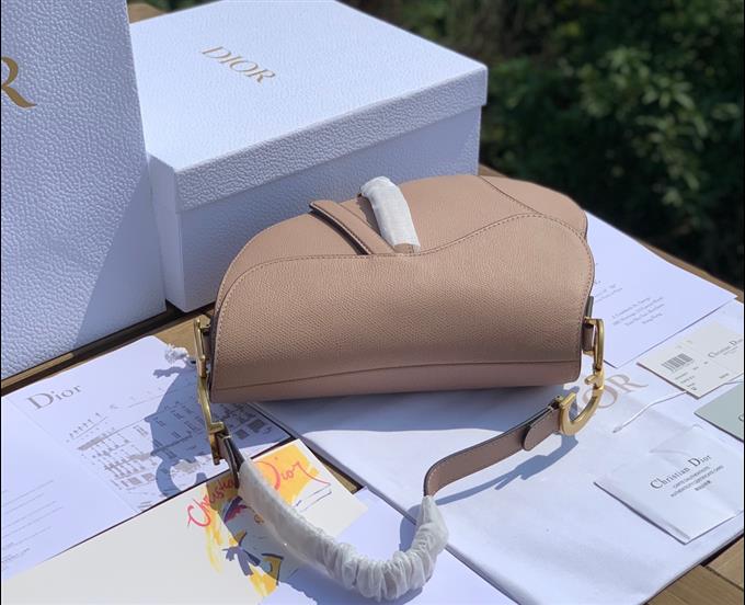 2025228Y850P21232748