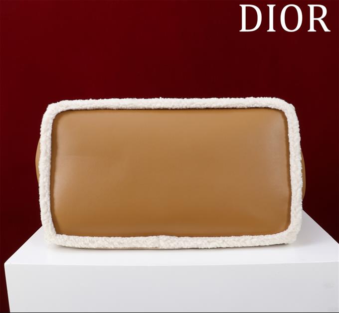 2025228Y1000P212644574