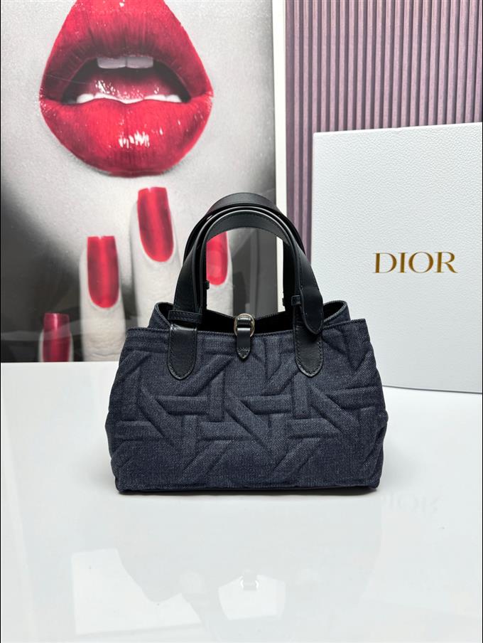 2025228Y620P212644795