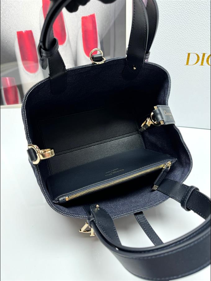 2025228Y620P212644856