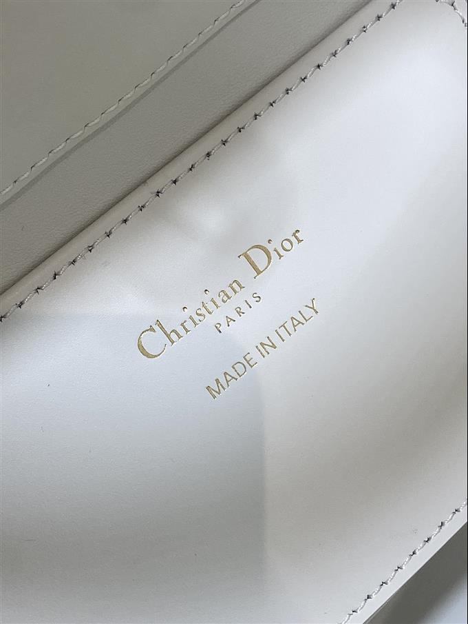 2025228Y750P212646846