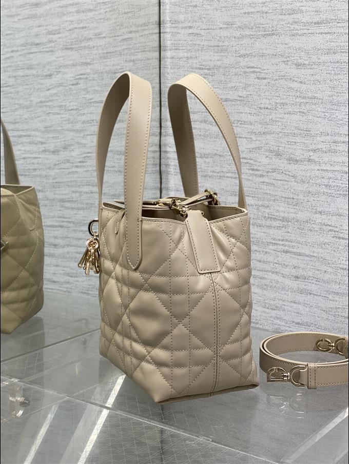 2025228Y750P212647788