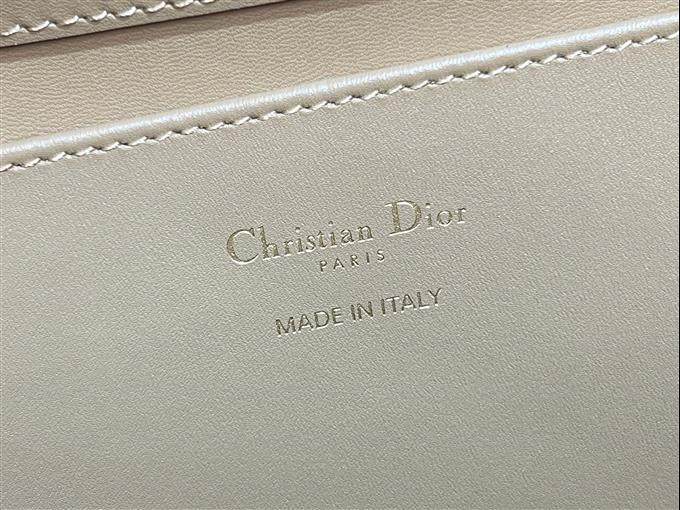 2025228Y780P212649539