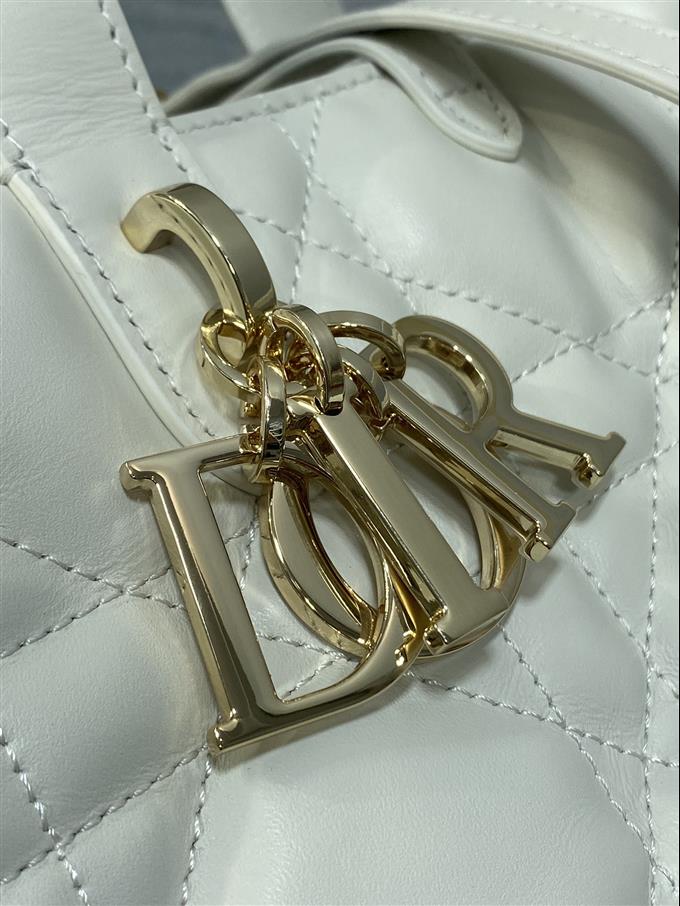 2025228Y780P212649728