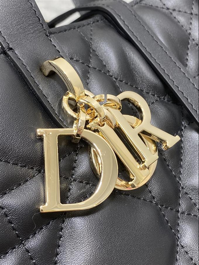 2025228Y780P212649871