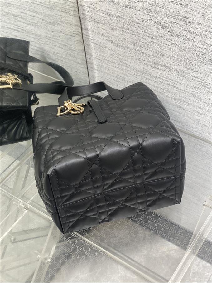 2025228Y780P212649934