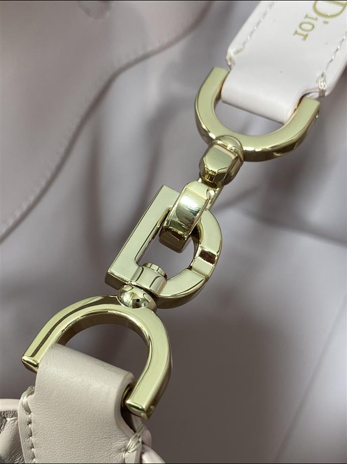 2025228Y780P212650185